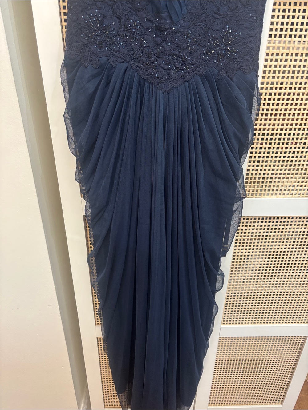 Tadashi Elegant Navy Lace & Chiffon Evening Dress. - Picture 3 of 10